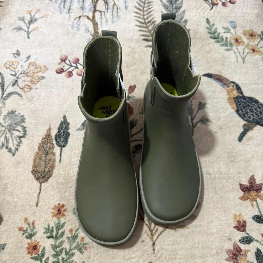 Kids element Chelsea olive Green Camo rain Boots 3